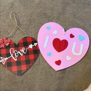 Heart-Shaped Wall Decor Set